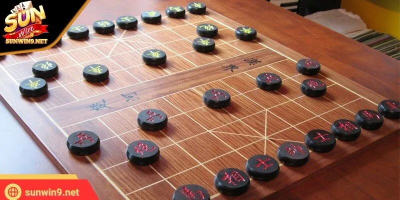 Khi chơi, hãy tận dụng quân đã mở và khai thác nhược điểm từ đối thủ